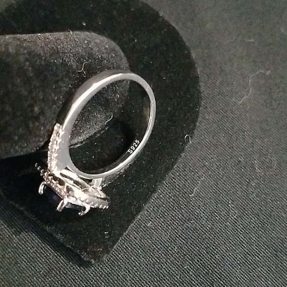 925Ss and Blue and White cz ring - Picture 2 of 3
